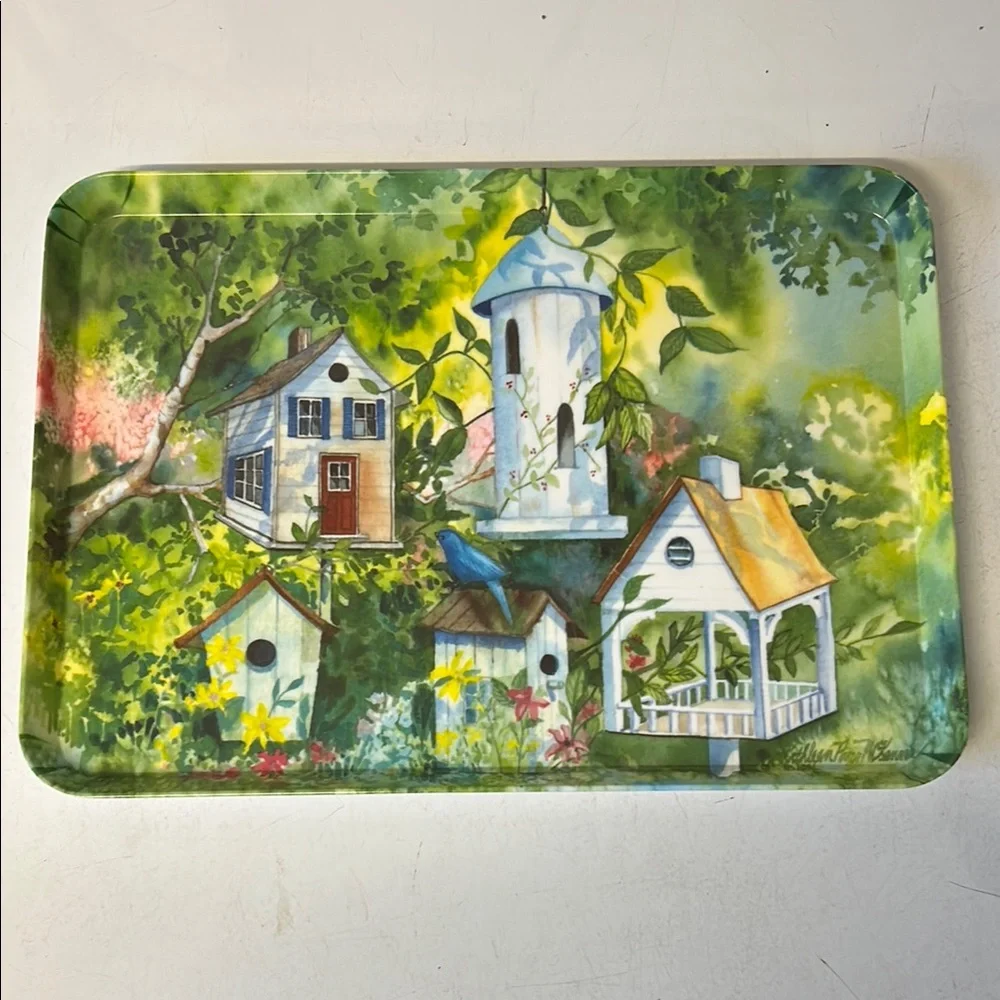 Green and White Birdhouse Theme